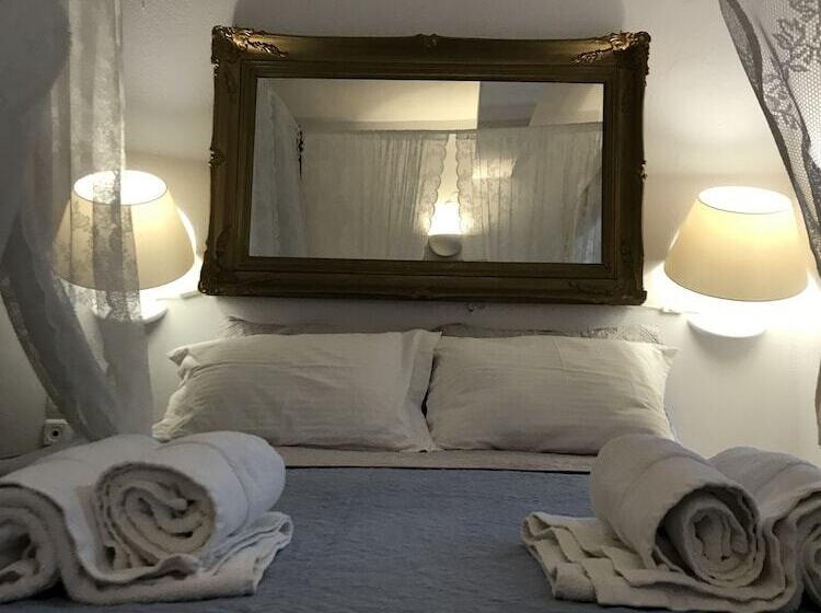 استودیو استاندارد با تخت کینگ, Big Blue Apartments