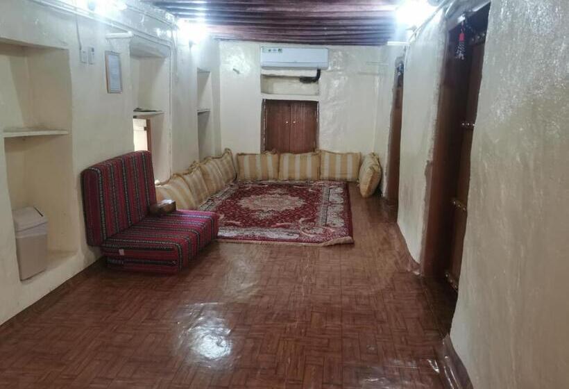 آپارتمان 1 خوابه با چشم‌انداز باغ, Misfah Old House