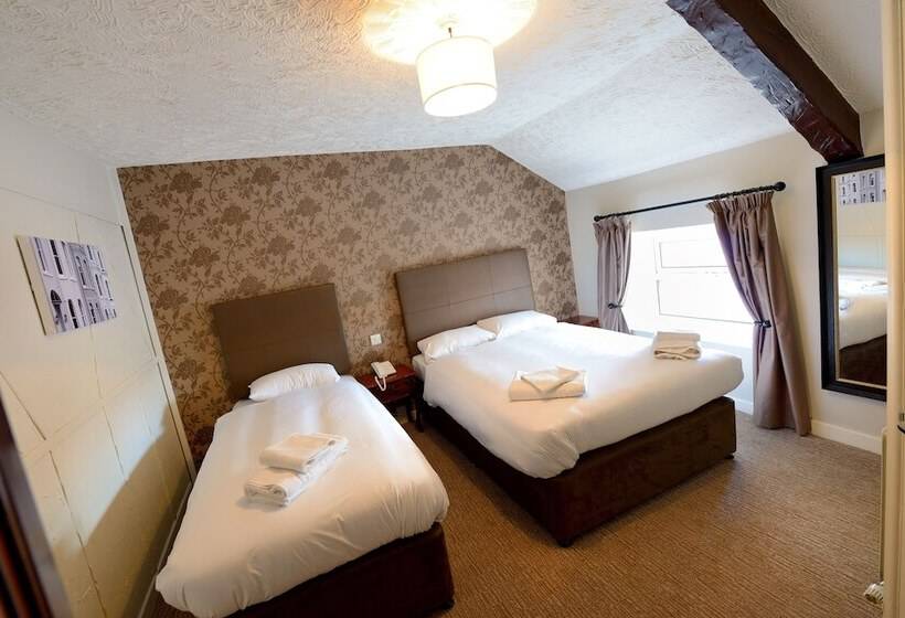اتاق استاندارد, Savoy Country Inn
