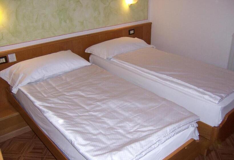 Номер Стандарт, Alpen Hotel Rabbi