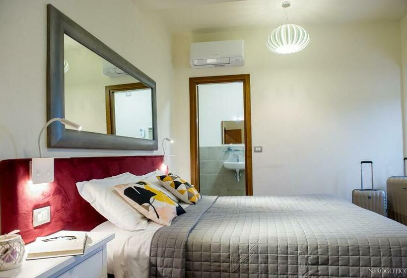 高级大房间, Chiostro Delle Monache Hostel Volterra