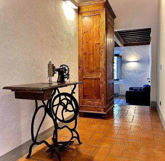 إستوديو قياسى سرير كينج, Villa Mucellena