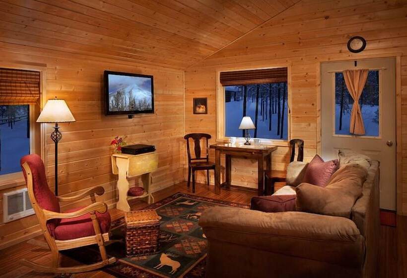 Хижина, The Reclusive Moose Cabins