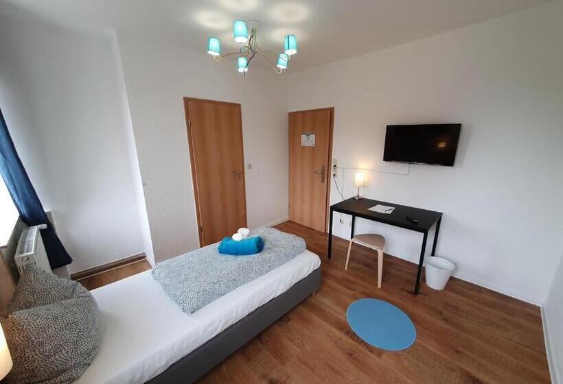 Номер Стандарт Индивидуальный, Garni Hotel Biebertal Am Milseburgradweg