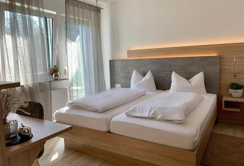 Номер Стандарт с Балконом, Landhaus Am Rehwald