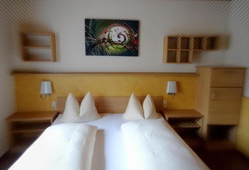 Номер Стандарт, Blauer Bock   Hotel Garni