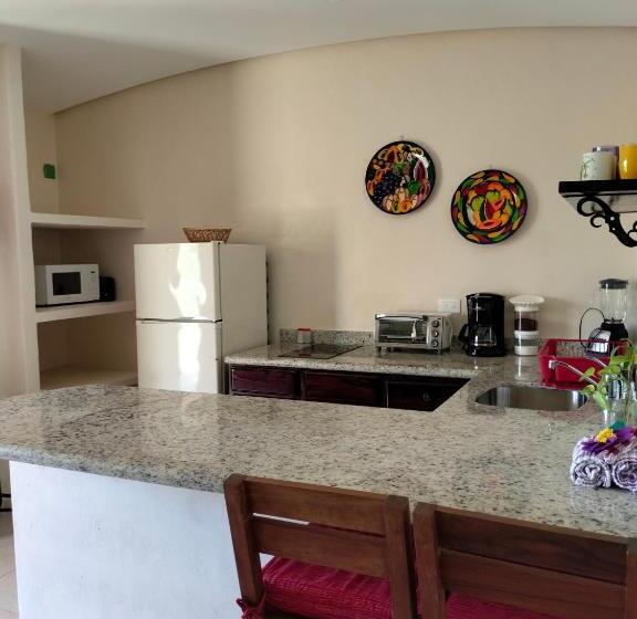 غرفة قياسية مطلّة علي الحديقة, Cabañas Puerto Morelos