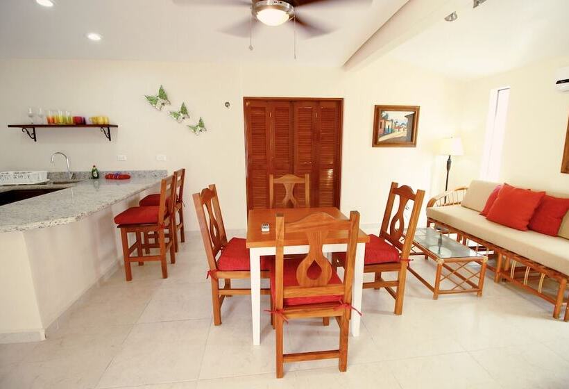جناح مطلّ علي حمام السباحة, Cabañas Puerto Morelos