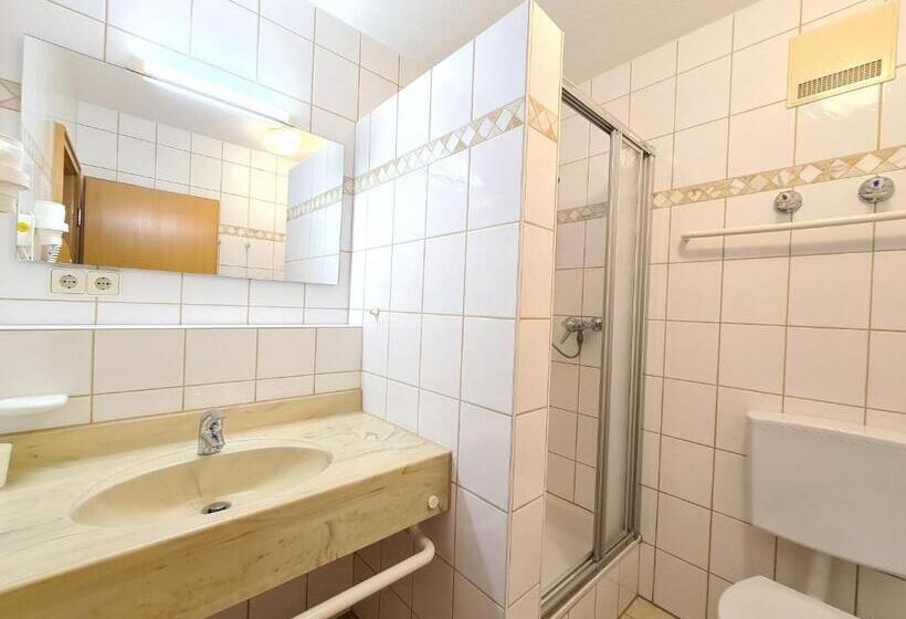 Семейный Номер, Thermenhotel Tannenhof   Ihr Wohlfühl