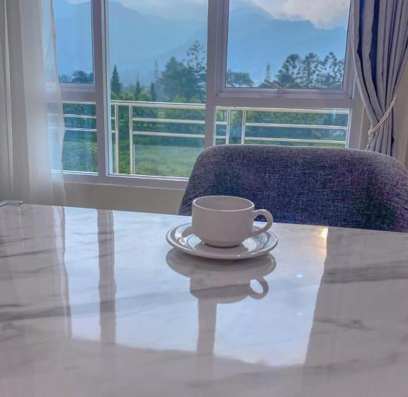 스탠다드 발코니 스튜디오, Algara Puncak