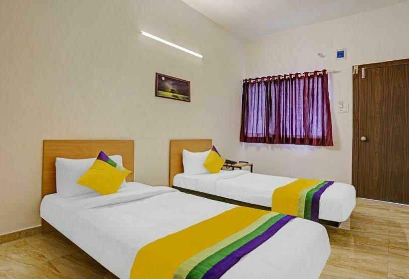 Номер Стандарт, Itsy Hotels Flowers Park