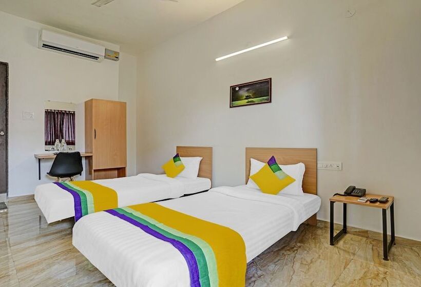 Номер Стандарт, Itsy Hotels Flowers Park