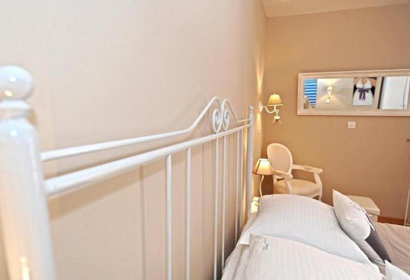 Апартаменты 1 Спальня, Tinel Rooms Old City Center