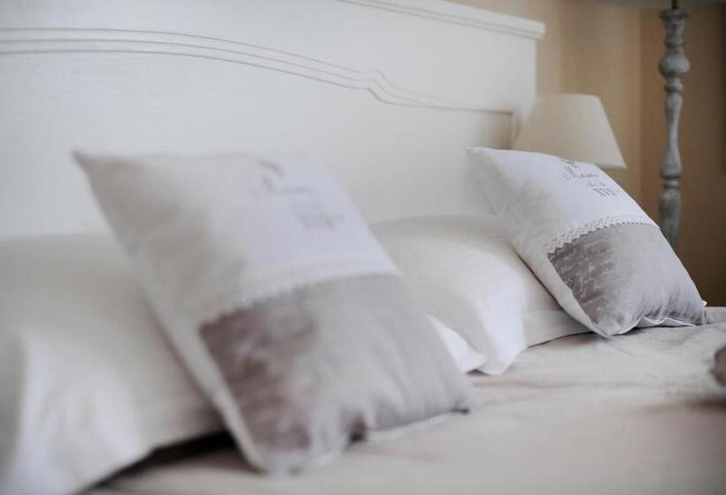 Номер Комфорт, Tinel Rooms Old City Center