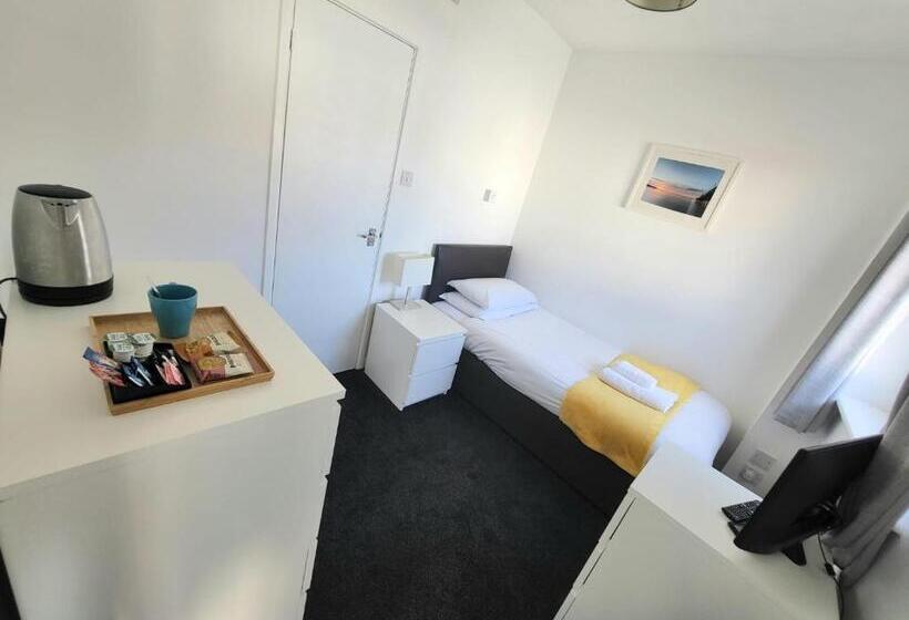 Номер Economy Индивидуальный, Beach Hotel Torbay B&b