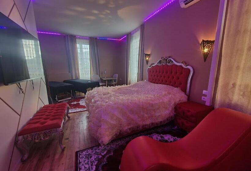 Люкс с гидромассажем, Suite Chic By Les Spa De Venus