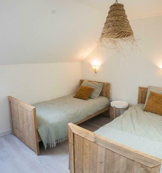Номер Стандарт, B&b Hieris T