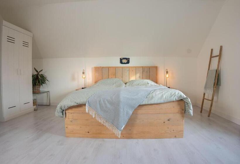 Номер Deluxe, B&b Hieris T