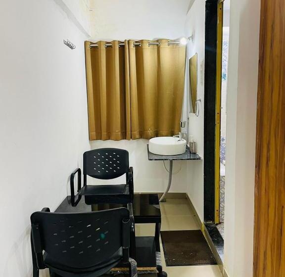 Номер Deluxe Кровать Кинг, Vasant Vihar Resort
