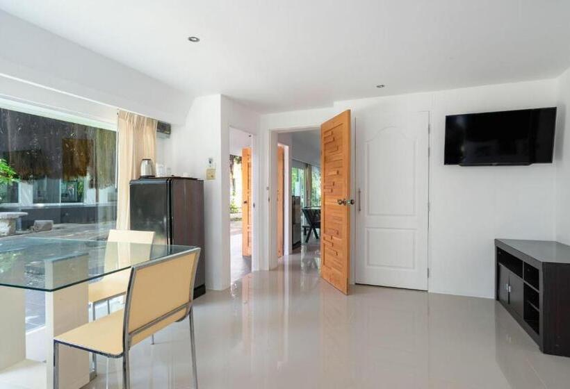 디럭스 트리플 룸, 4u Resort Samui