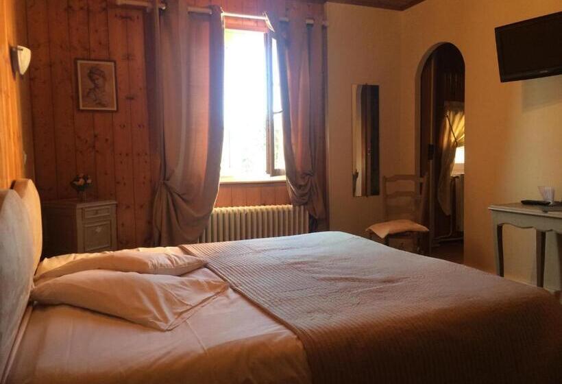 Номер Стандарт, Hôtel La Vallée