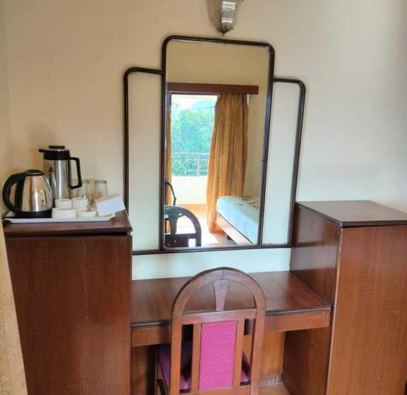Семейный Номер, The Dhanhills   A Valley View Hotel In Panchgani