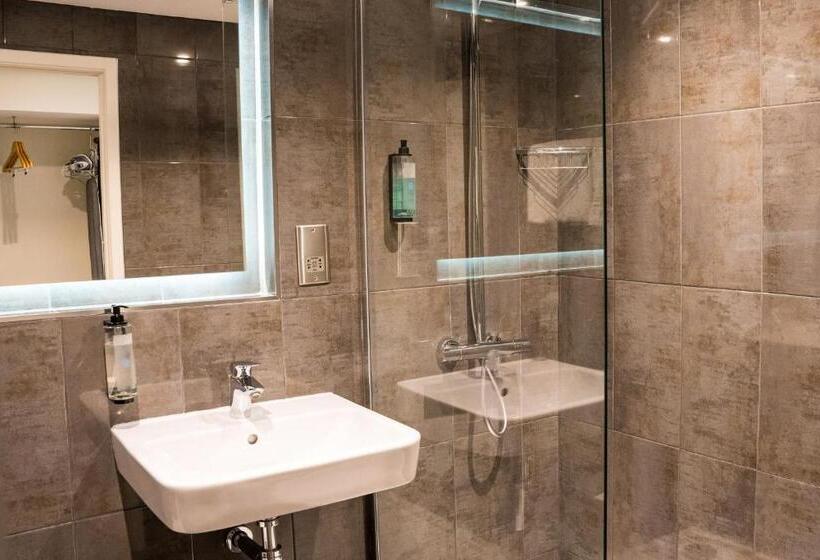 Номер Стандарт, Almondsbury Inn & Lounge