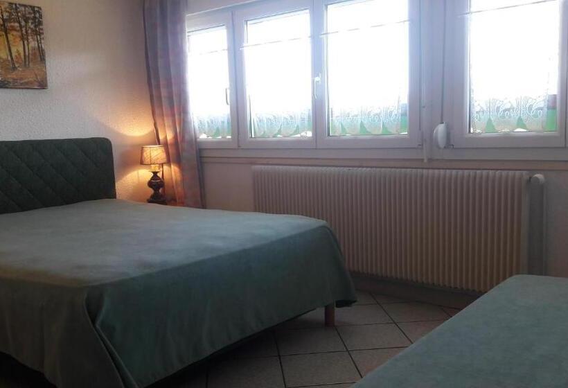 Семейный Номер, Chalet Résidence La Combeauté