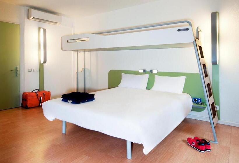 Номер Стандарт Трехместный, Ibis Budget Aix Les Bains  Gresy