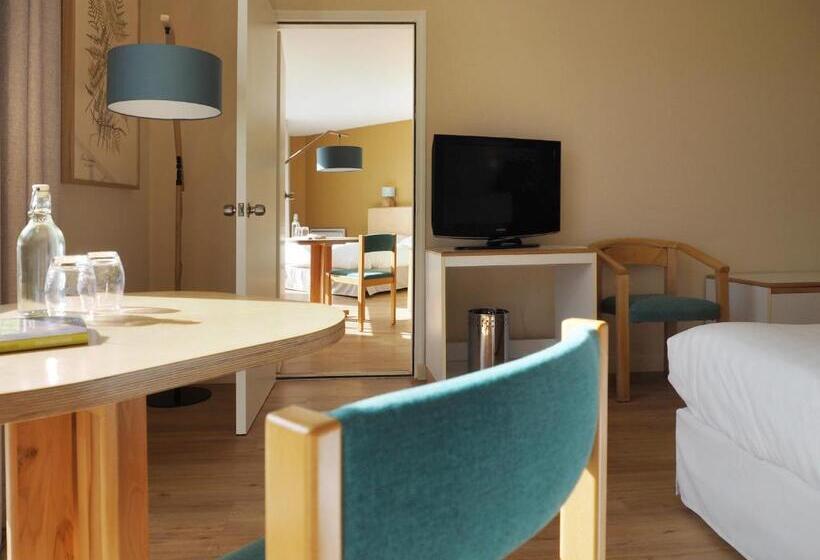 4인용 스탠다드 룸, Logis Hôtel Du Belvédère
