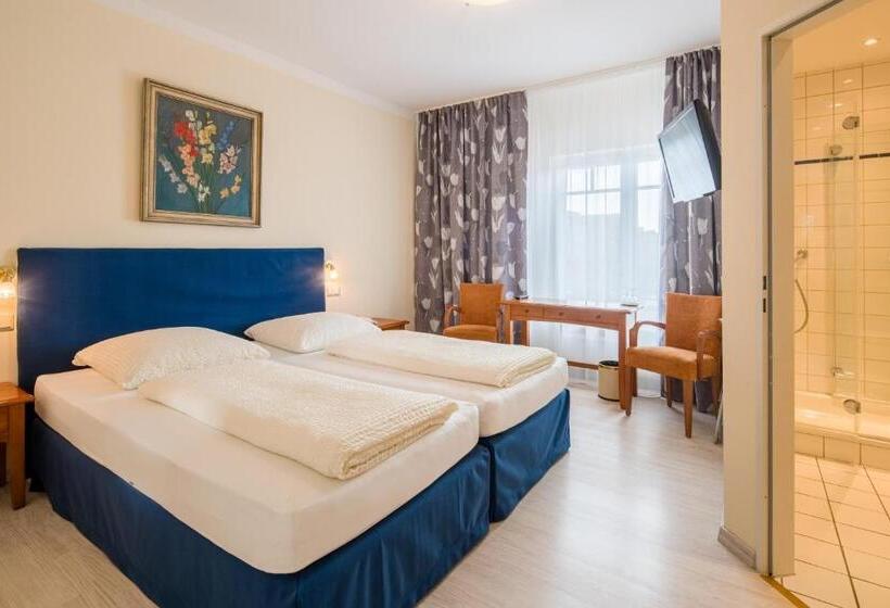 Номер Стандарт, Niebüller Hof