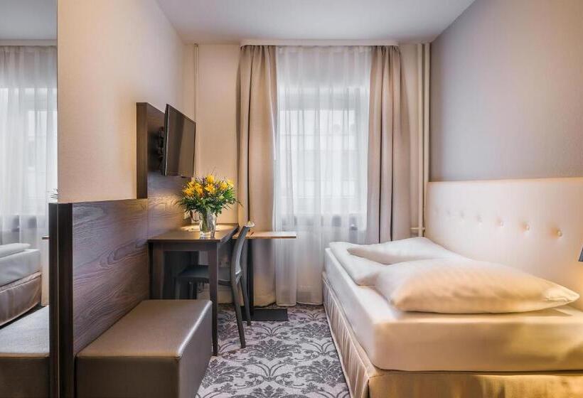 标准单人间, Signature Hotel Astoria