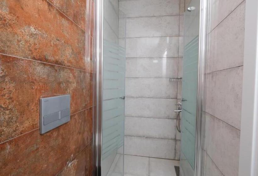 آپارتمان 1 خوابه با بالکن, Oksa Apart