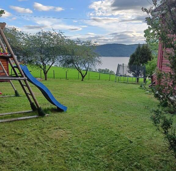 Номер Стандарт Вид на Озеро, Randsfjord House