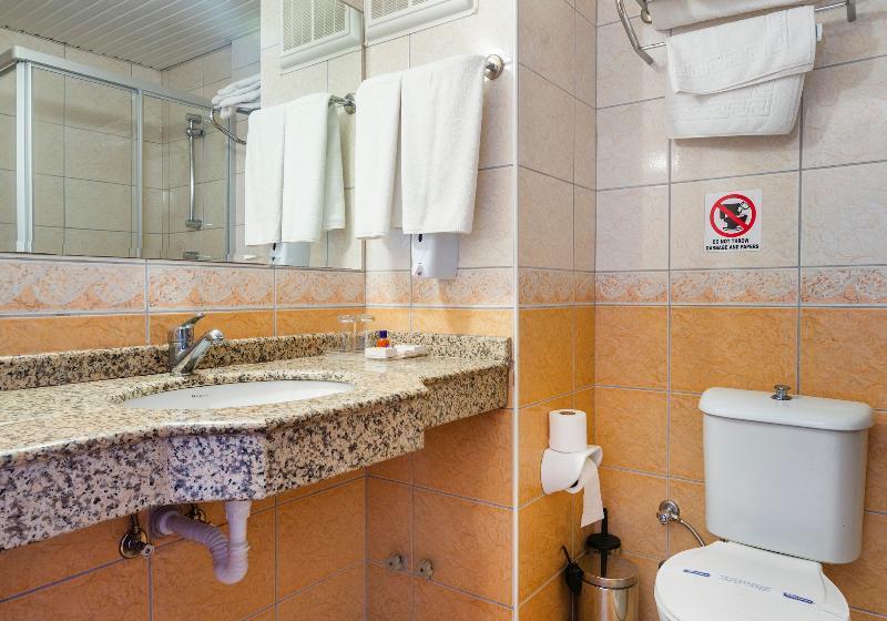 اتاق اساندارد با چشم‌انداز جانبی به دریا, Anita Beach Hotel  Adults Only
