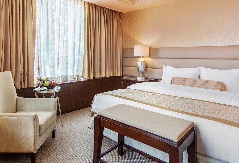 プレミアムルーム, Crimson Hotel Filinvest City, Manila