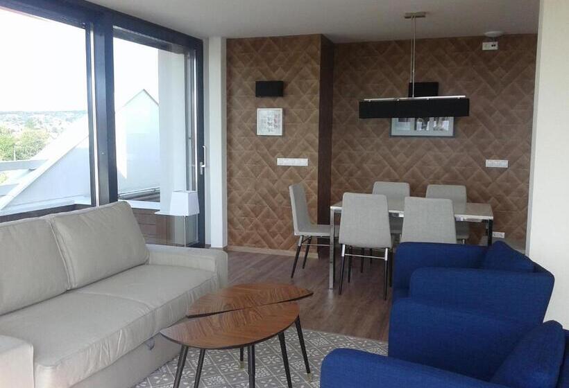 Апартаменты Пентхаус 1 Спальня, Holiday Club Füred