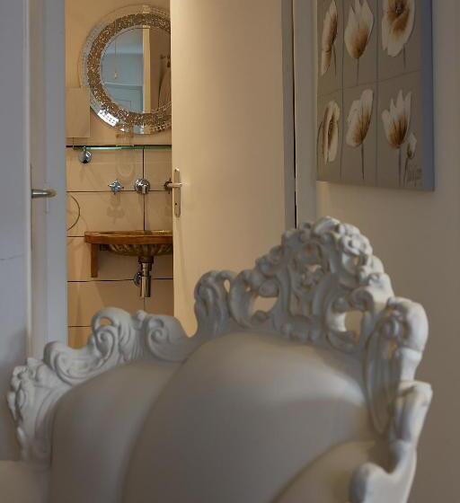 Классический Номер, The Originals Hôtel Le Cise Restaurant Chambres Et Suites