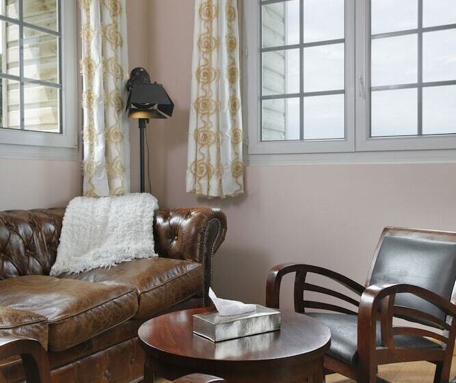 小型套房, The Originals Hôtel Le Cise Restaurant Chambres Et Suites