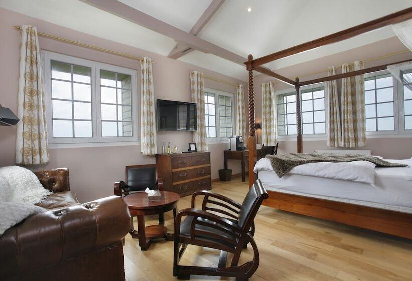 小型套房, The Originals Hôtel Le Cise Restaurant Chambres Et Suites