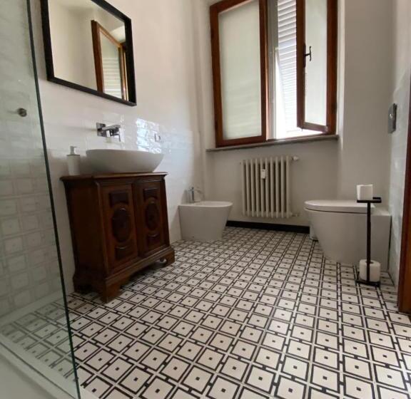 اتاق اکونومی, Il B&b Dei Viaggiatori
