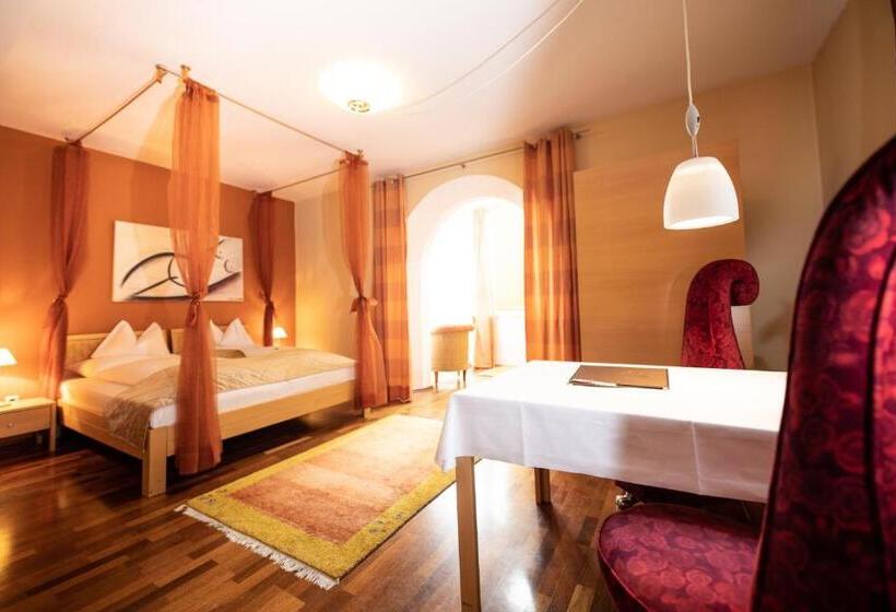 Полулюкс, Seminar & Urlaubshotel Oststeirischer Hof Söchau