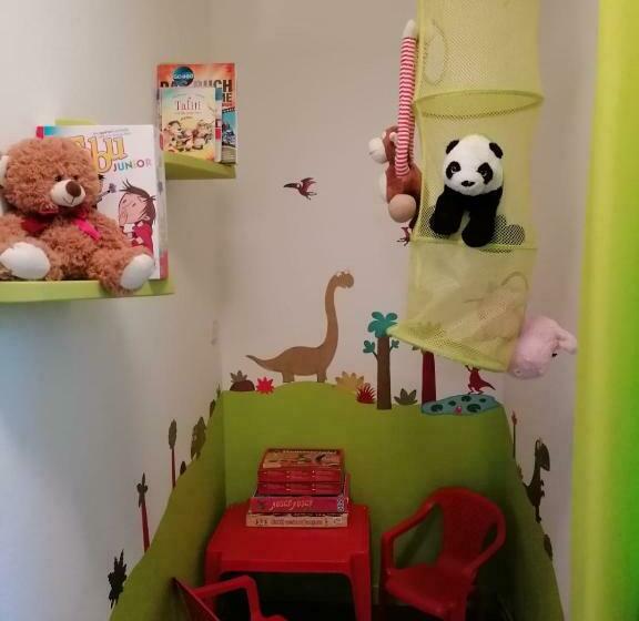 اتاق اکونومی, Gästehaus Ruinenblick