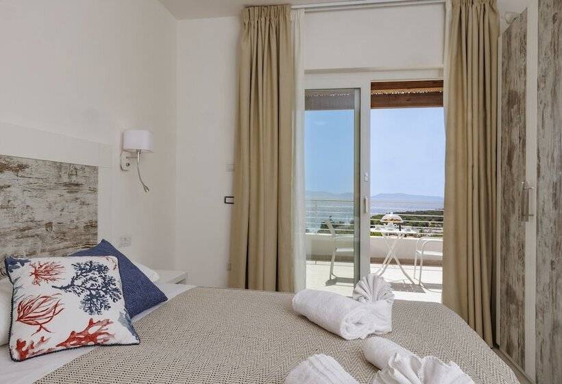 Четырехместный номер Премиум, Mercury Beach