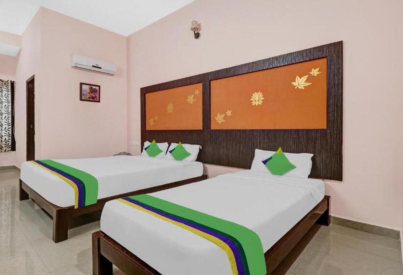 豪华三人间, Grand Jp Inn Near 2 Km From Gundlupet Bus Stand