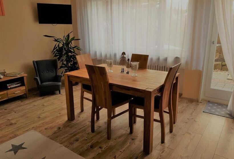 דירת חדר עם טרסה, Ferienwohnung Rombachs Spatzennest