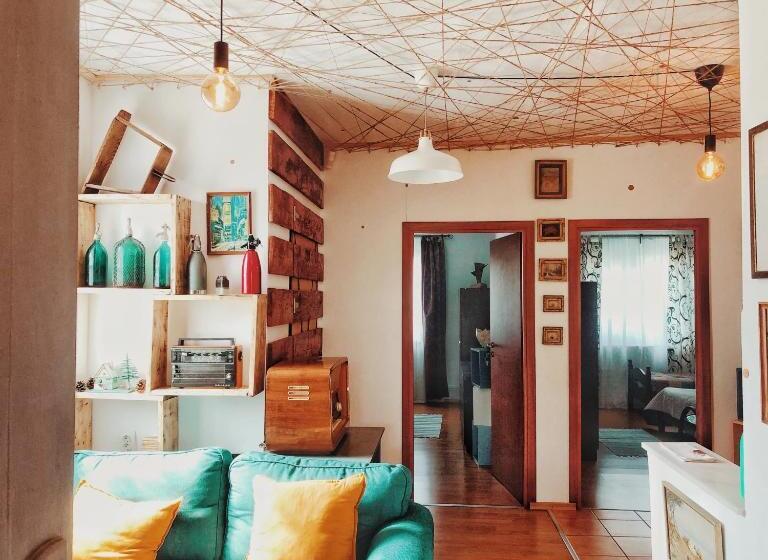 Стандартный внешний трехместный номер с ванной комнатой, Casa Cu Smochin | House With The Fig