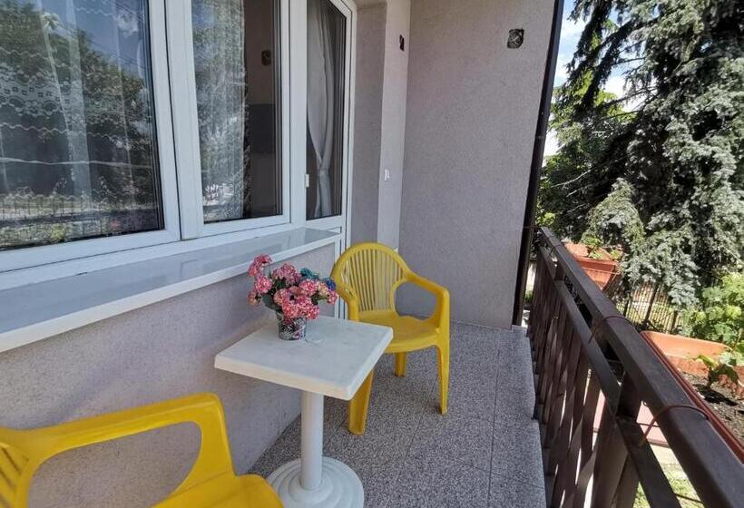 Номер Стандарт с Балконом, Guest House 51