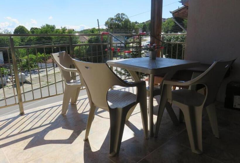 Апартаменты 1 Спальня Вид на Море, Guest House 51