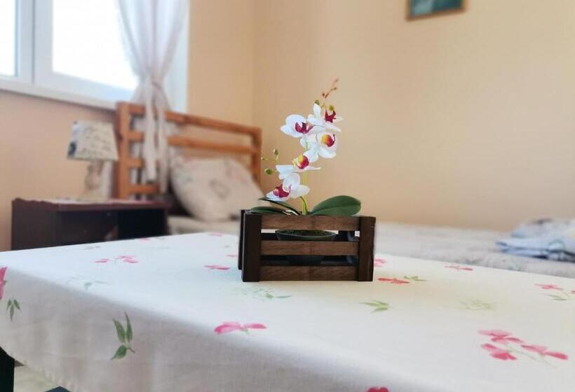 Номер Стандарт с Балконом, Guest House 51
